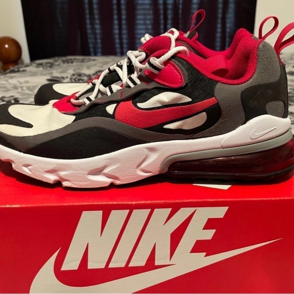 Nike Air Max 270 React GS in Red and Black